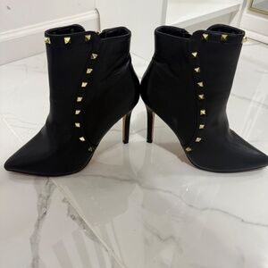 Nicole Miller New York Black Studded Boots Size 7 1/2